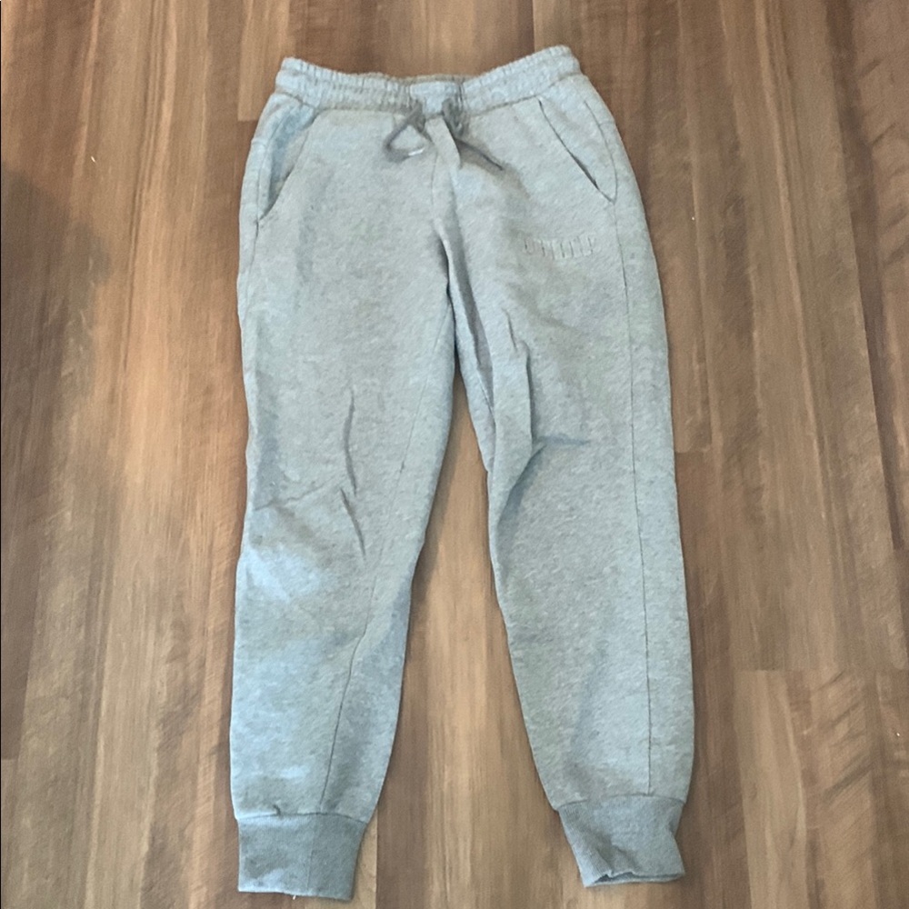 Men’s Gray Puma Joggers Size S